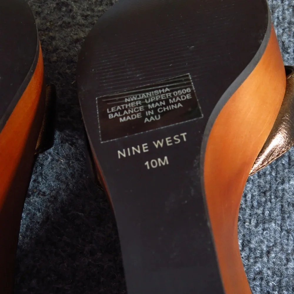 Nine West Janisha Women Wedge Sandals Size 10M Party Bronze Metallic Leather